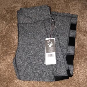 X by Gottex workout leggings cropped